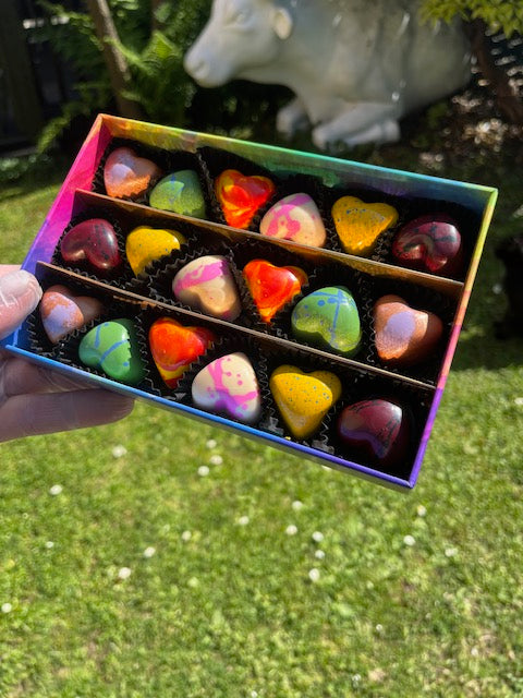 Box of 18 Mixed Hearts